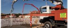 Заливка фундамента в котлолване при помощи автобетононасосов
